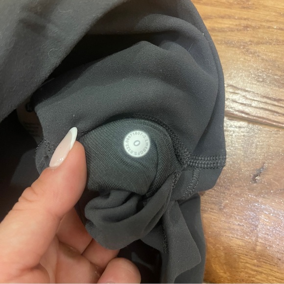 - Lululemon Align Slate Grey High-Waisted Leggings, Size 0, 21” - Picture 8 of 9